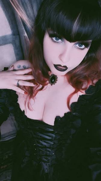 files/goth_self_705d67fb-7d8e-49c5-81b2-82478ba27809.jpg